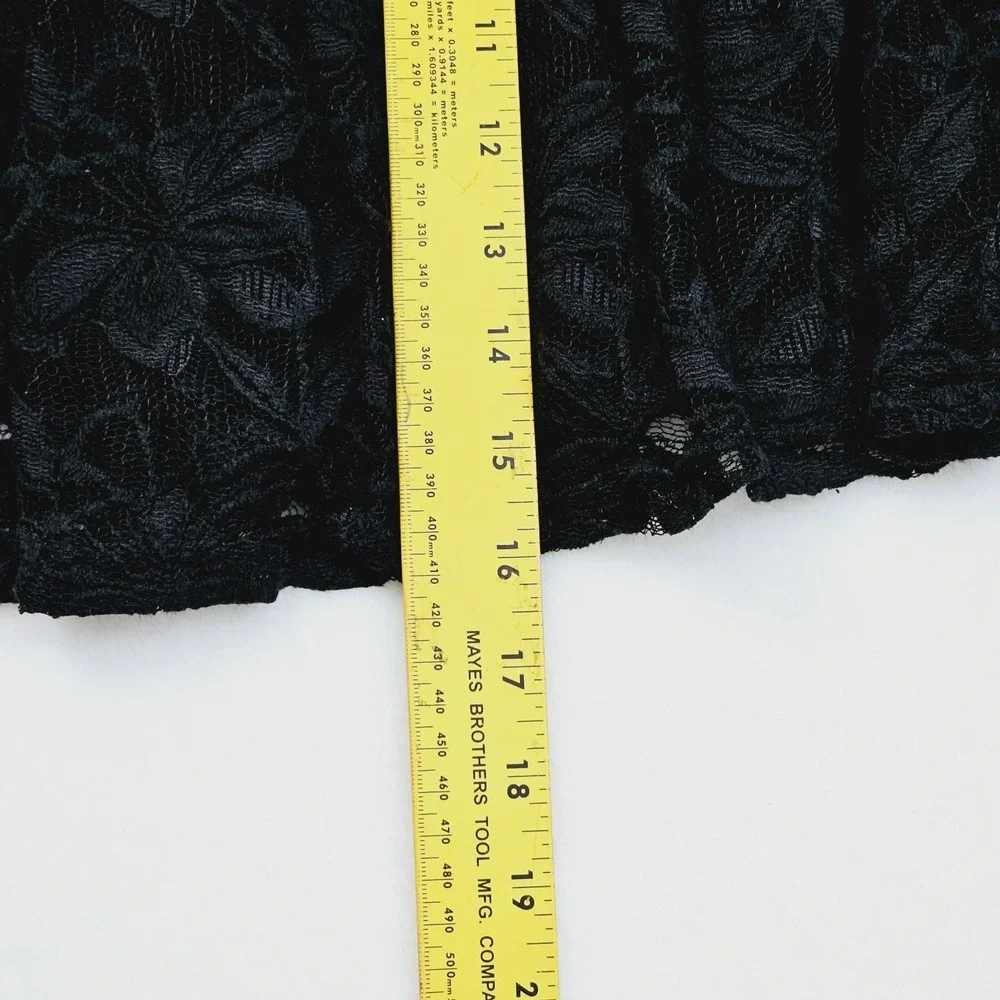 Forever 21 Womens‎ 26 Small Black Floral Print Mini Skirt Y2K Goth Chic